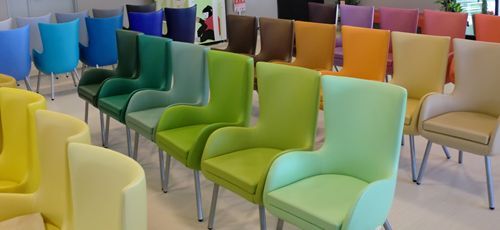 医療法人社団　ながさわ整形外科待合室